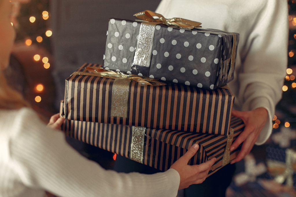 mother-with-cute-daughter-home-near-christmas-tree.jpg